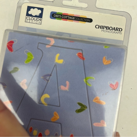 Dee’s Cottage Collection-blue floral Chipboad Monograms set-MIP - Picture 4 of 10